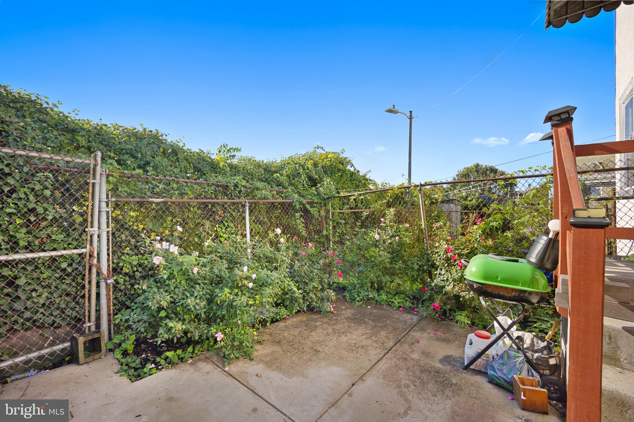 GERMANTOWN - Residential