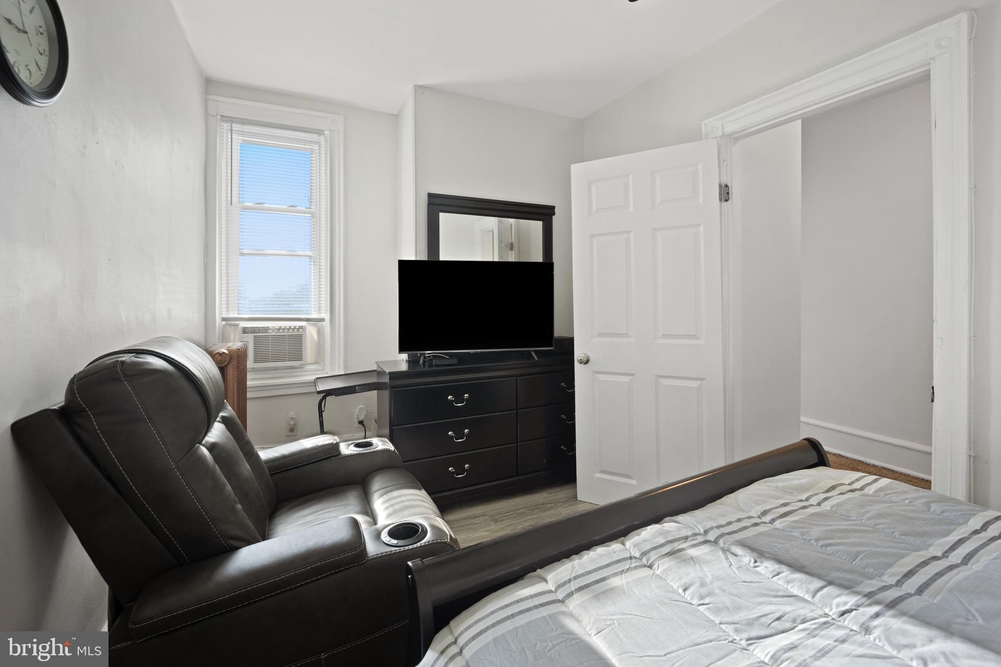 GERMANTOWN - Residential