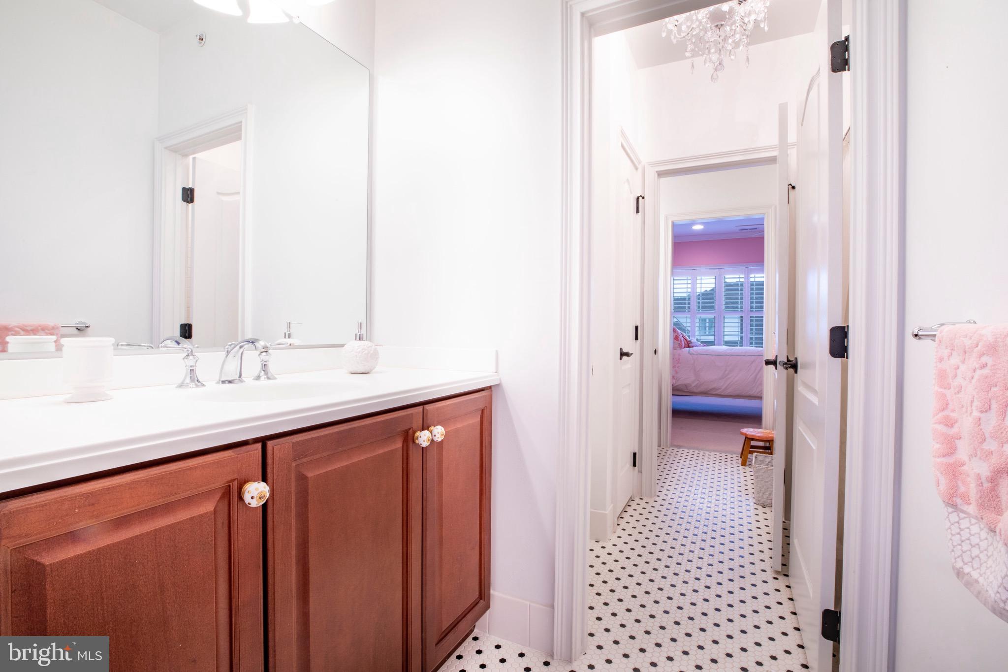 LISETER - Residential