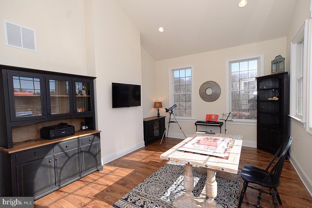 LISETER - Residential