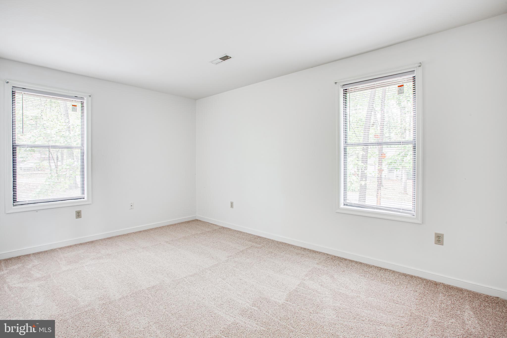 LAKE OF THE WOODS - Residential Lease