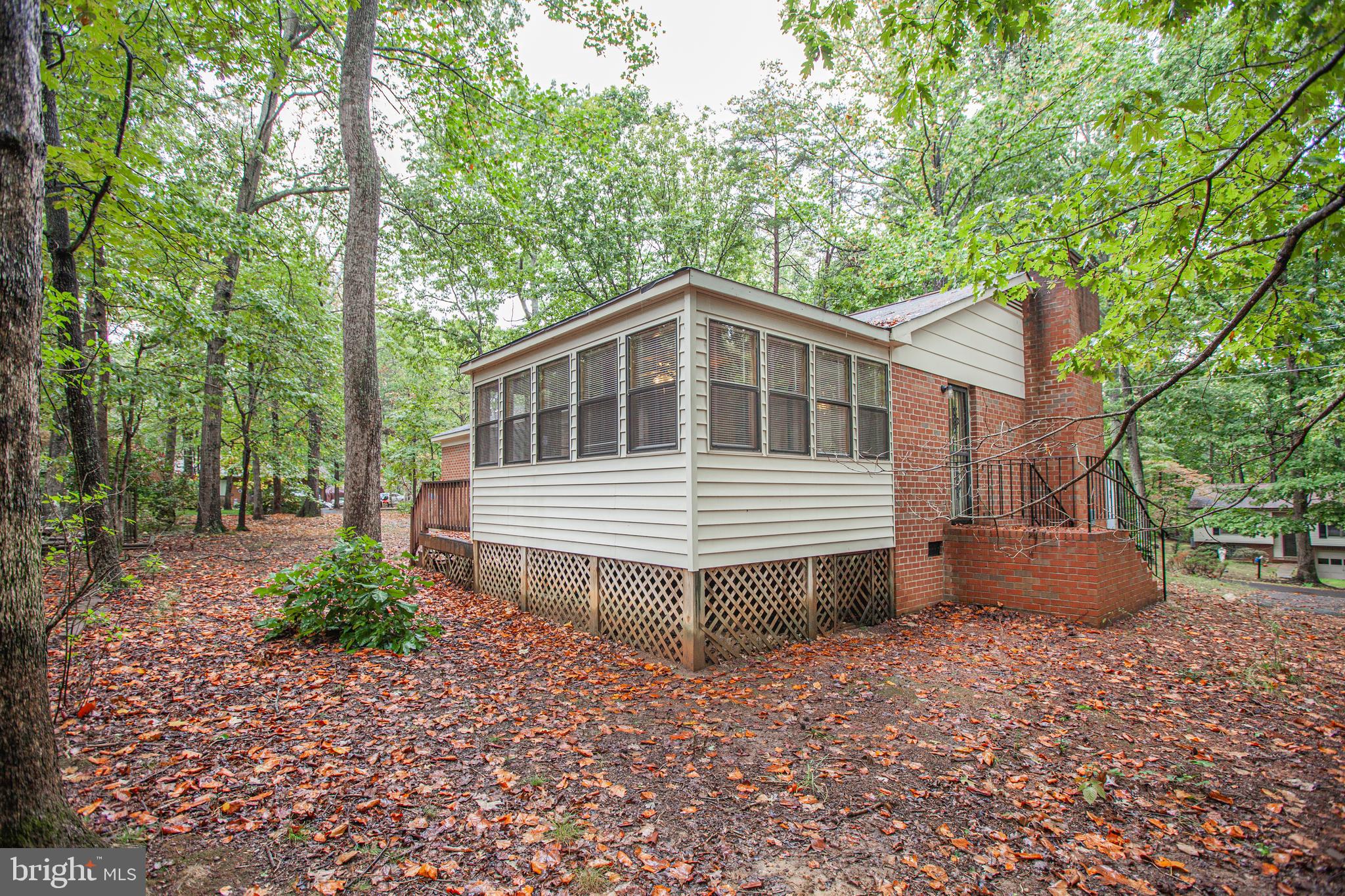 LAKE OF THE WOODS - Residential Lease