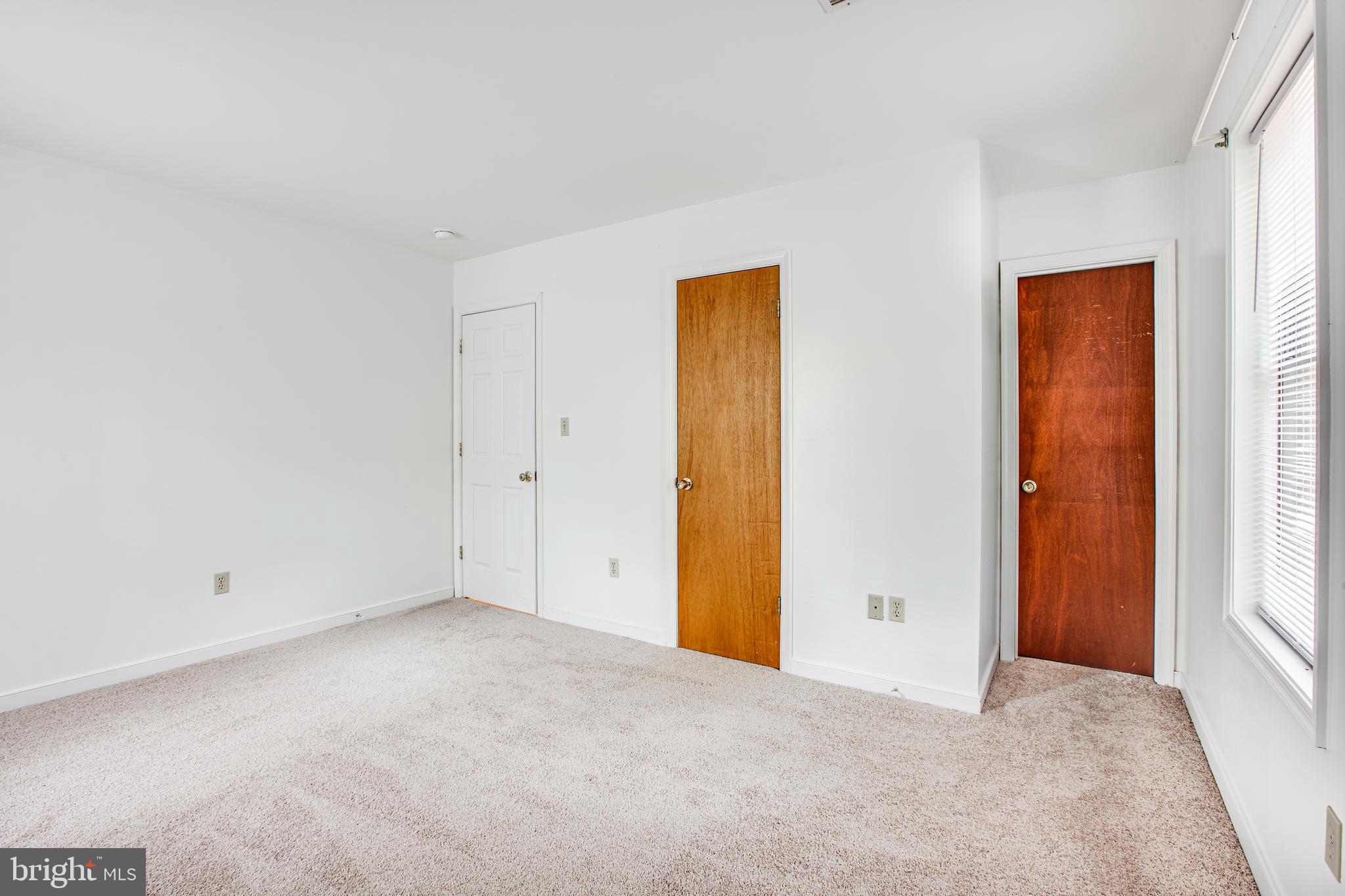 LAKE OF THE WOODS - Residential Lease