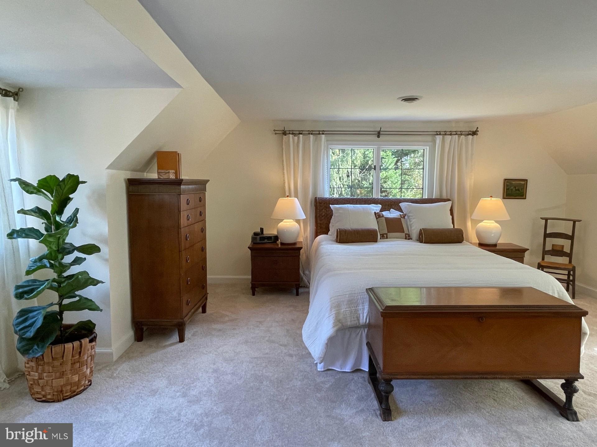 BROOK HOLLOW - Residential