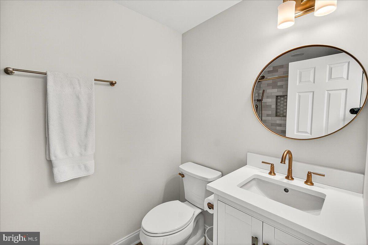 BROOK HOLLOW - Residential