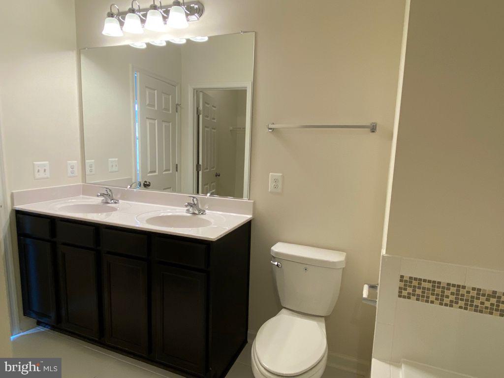 SNOWDEN BRIDGE - Residential Lease