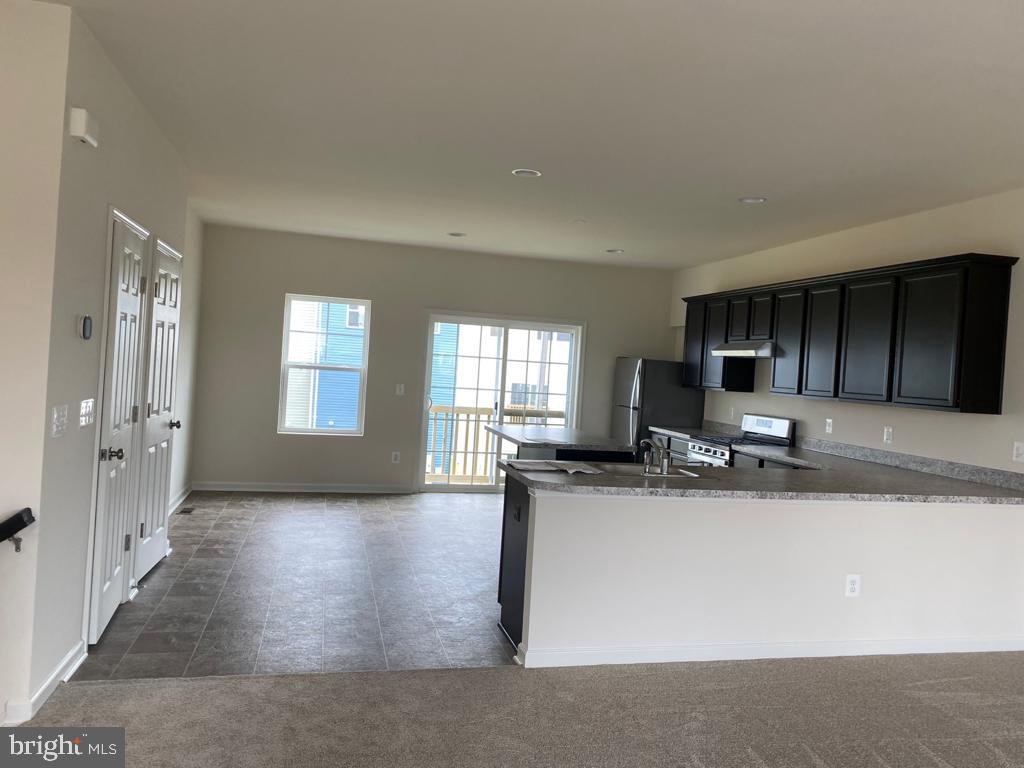 SNOWDEN BRIDGE - Residential Lease