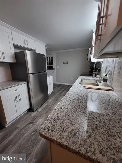 HARRISON LAND - Residential Lease