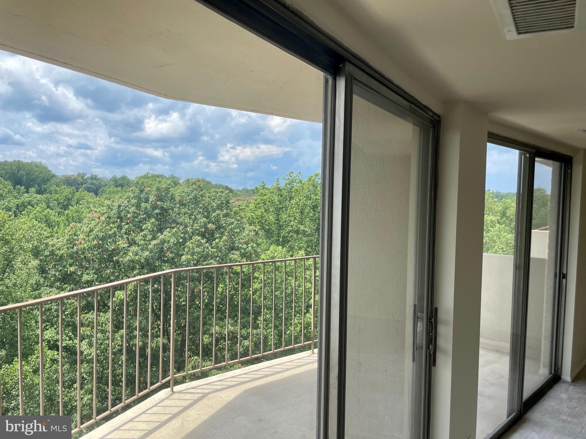 PARKSIDE PLAZA CODM - Residential Lease