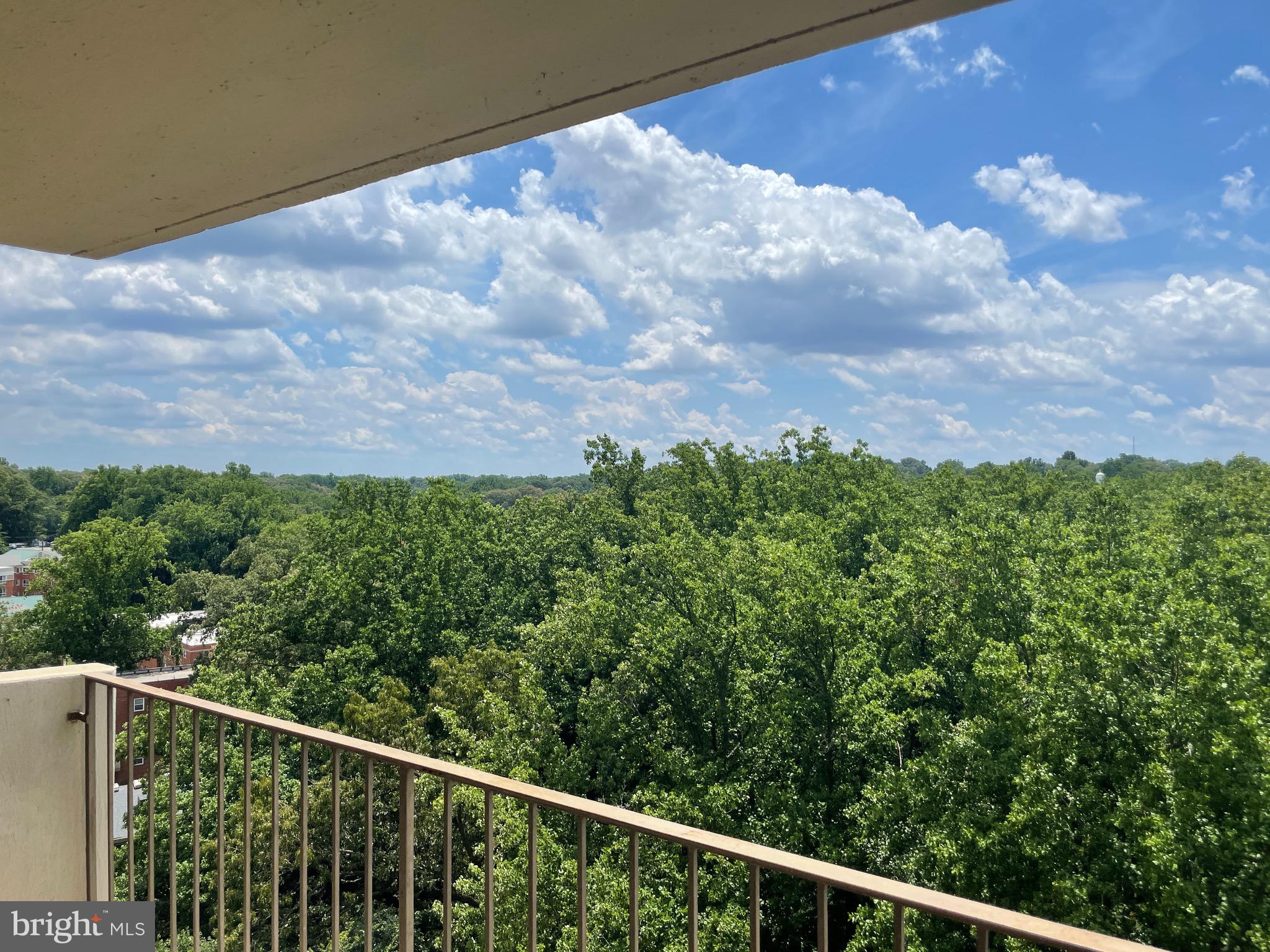 PARKSIDE PLAZA CODM - Residential Lease