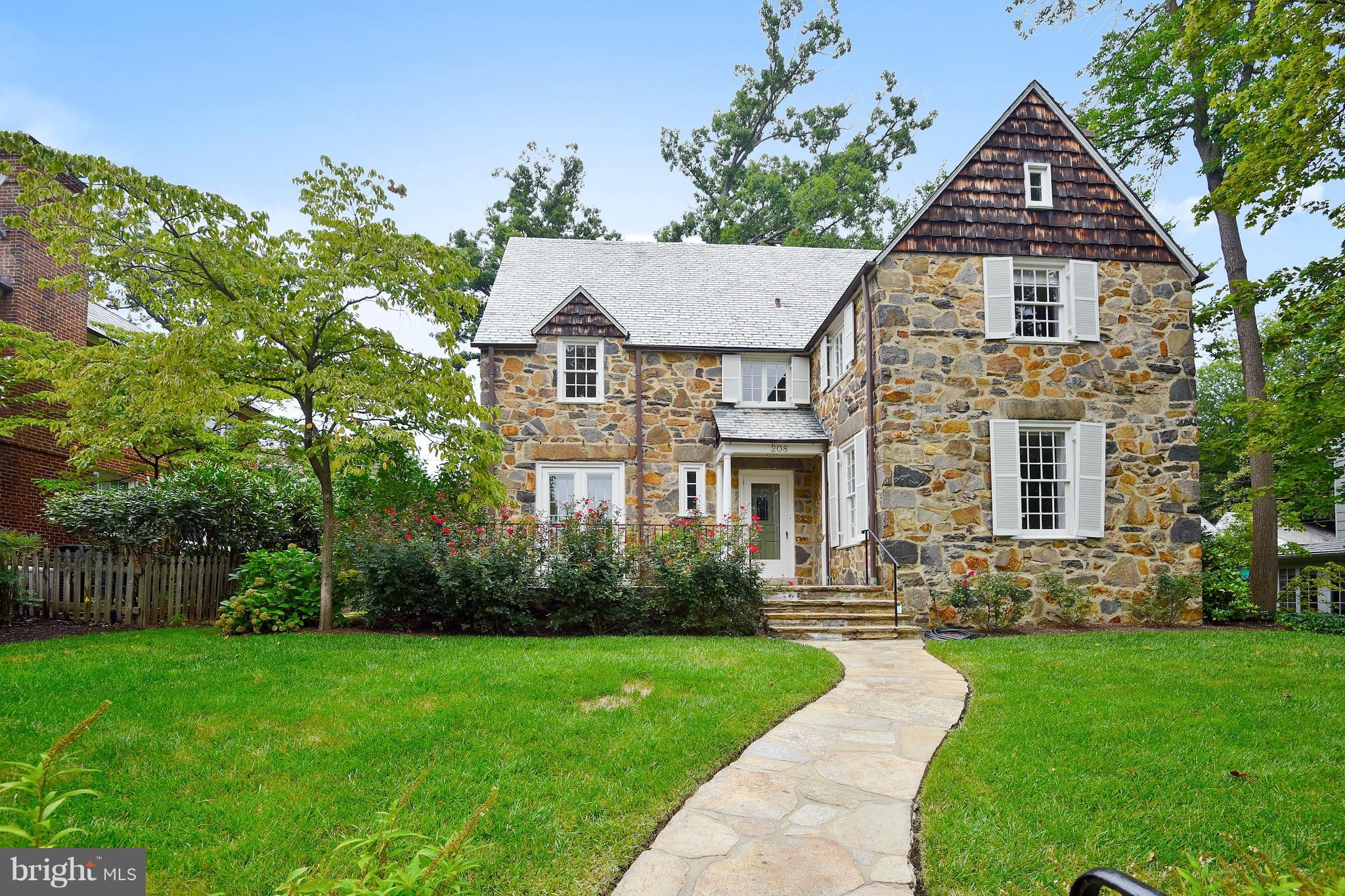 GREATER HOMELAND HISTORIC DISTRICT - Residential