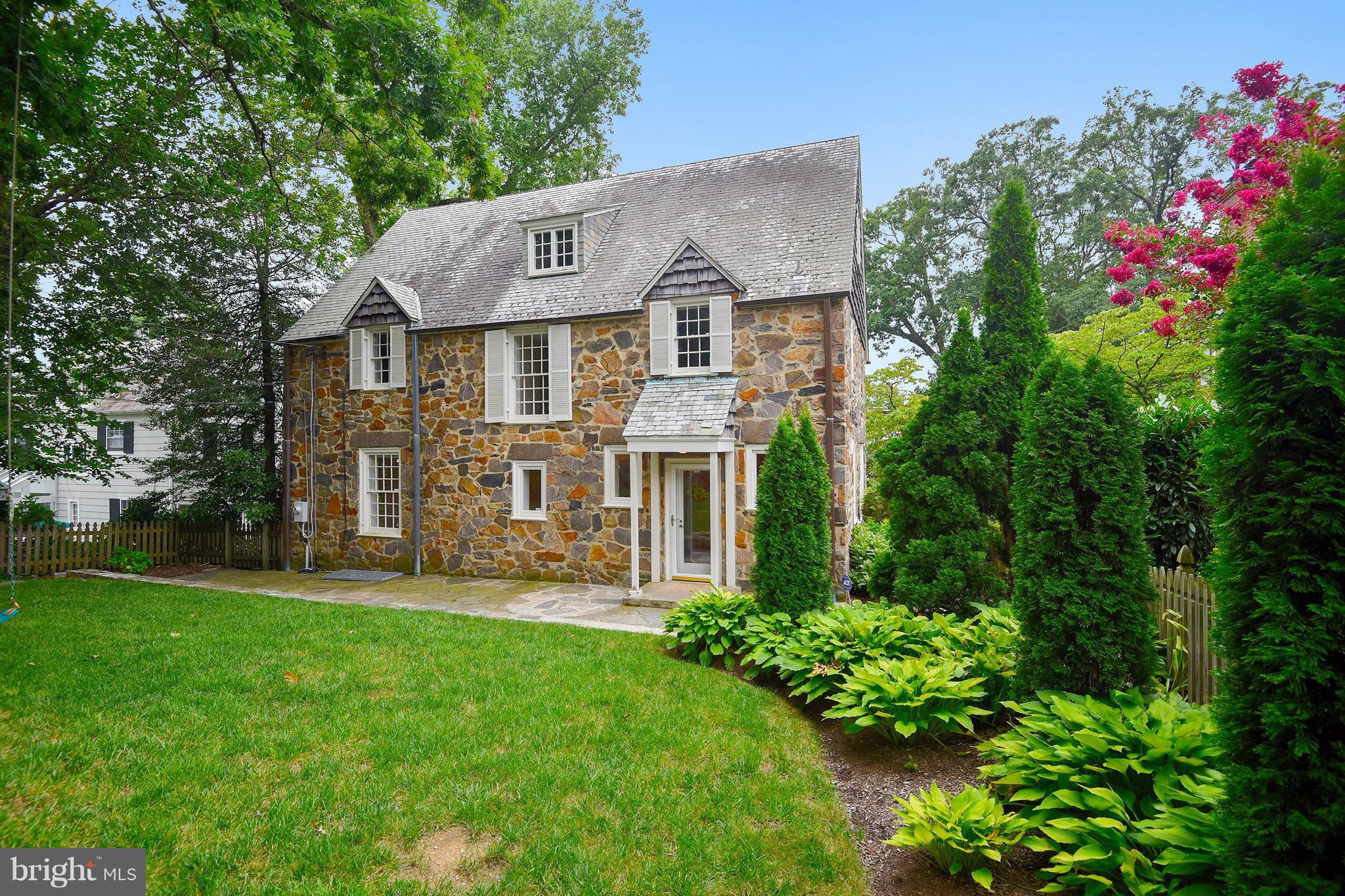 GREATER HOMELAND HISTORIC DISTRICT - Residential