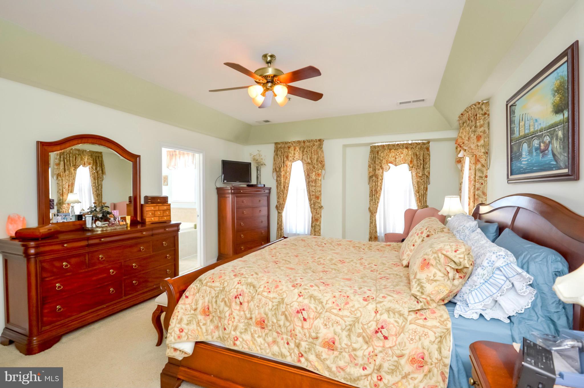 PINEY ORCHARD - Residential