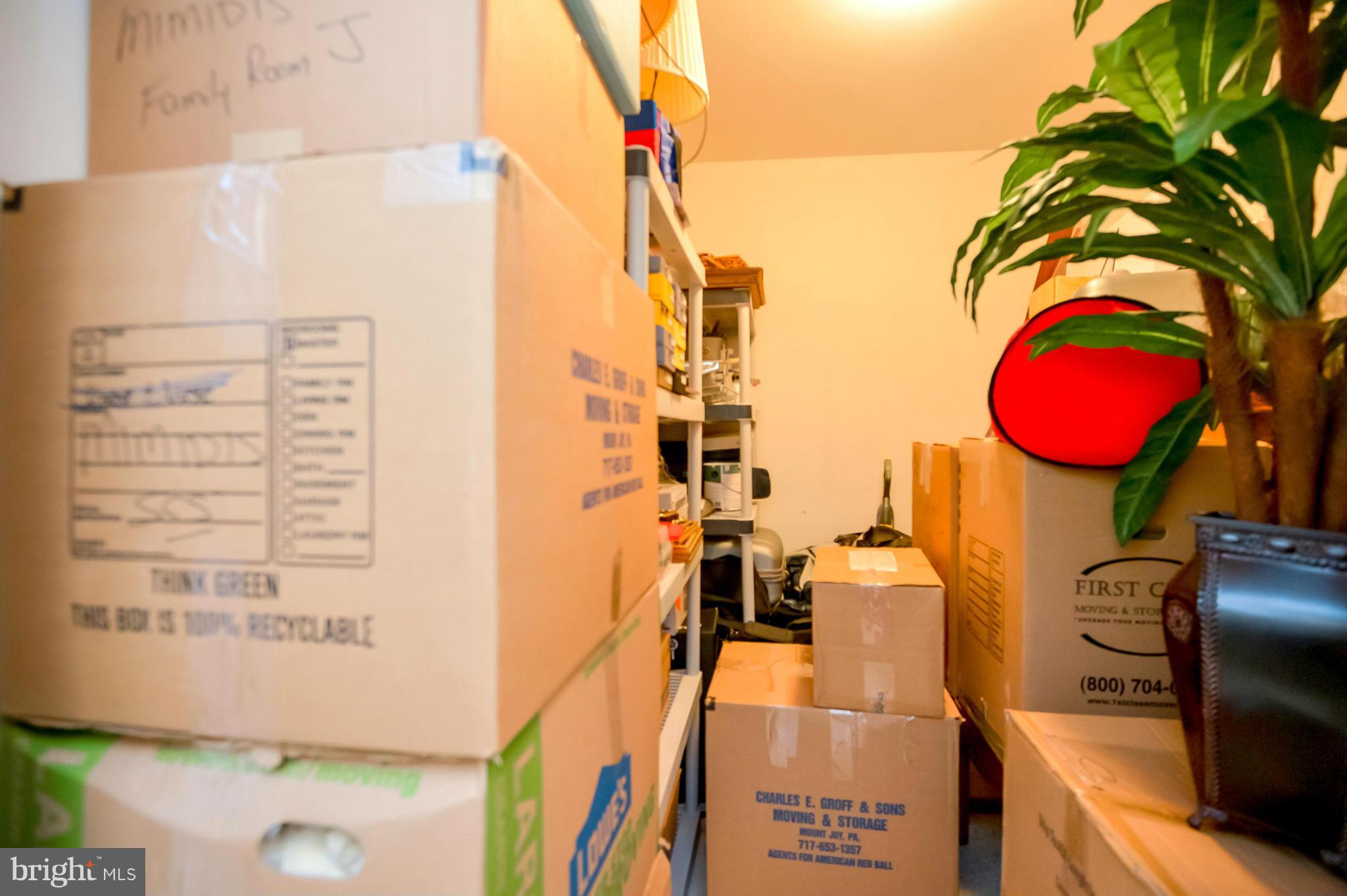 PINEY ORCHARD - Residential