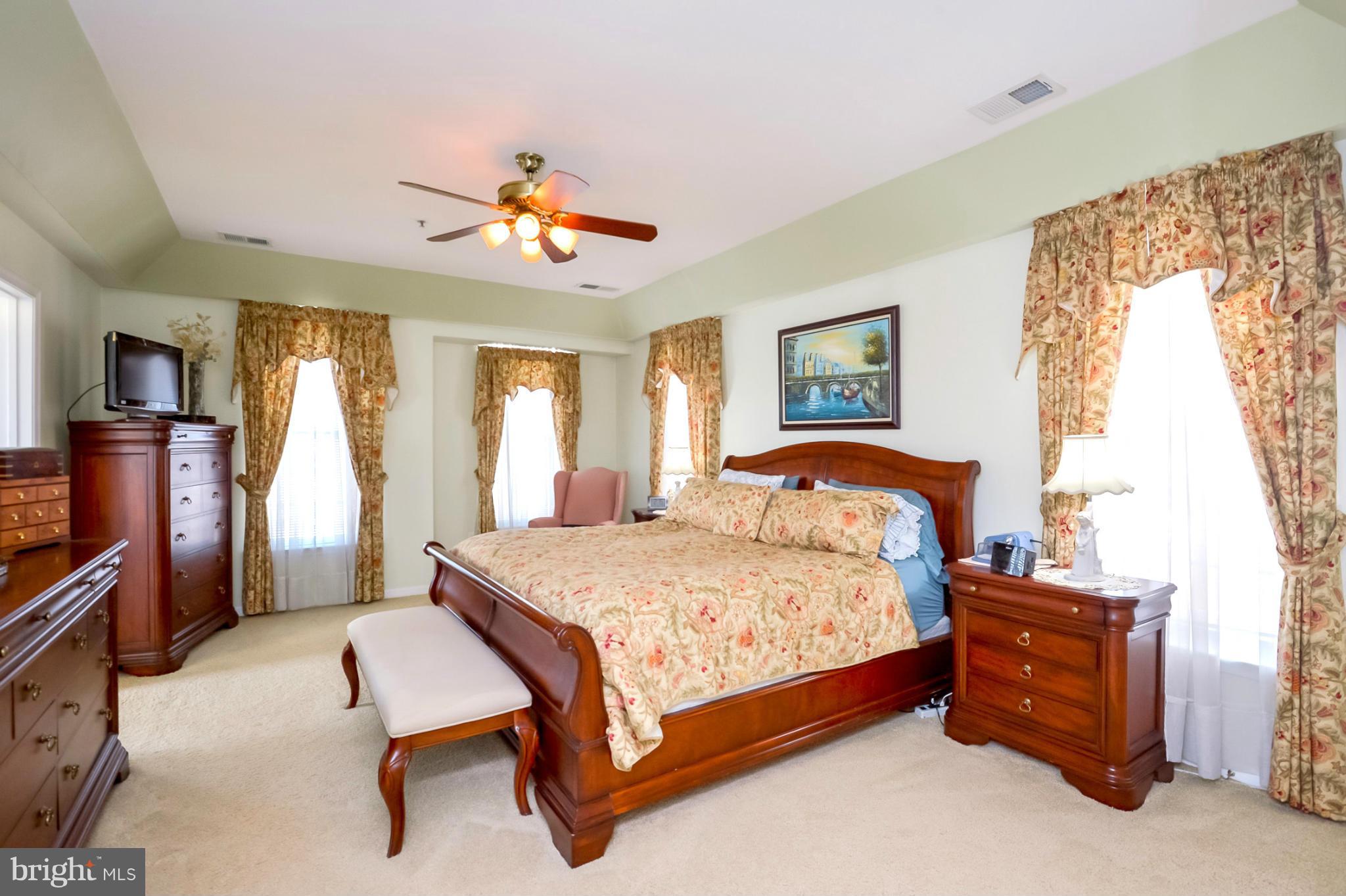 PINEY ORCHARD - Residential