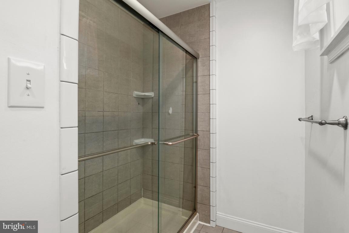 AMBLER HOUSE - Residential