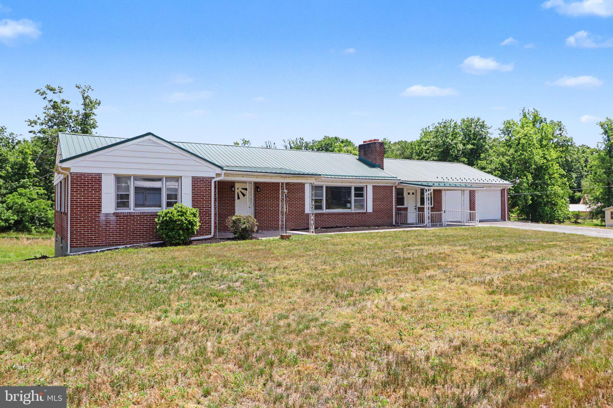 6821 SPRING ROAD