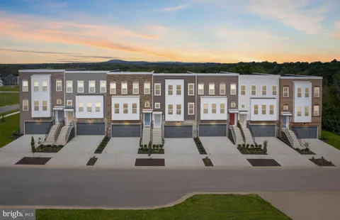 14447 Leafhopper Drive, Boyds, MD MLS: MDMC2205442