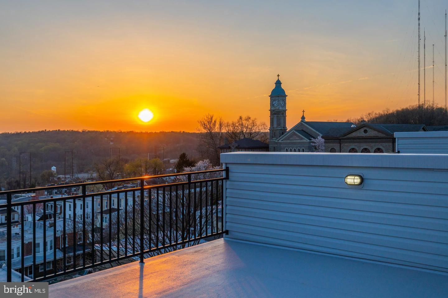 MANAYUNK - Residential Lease