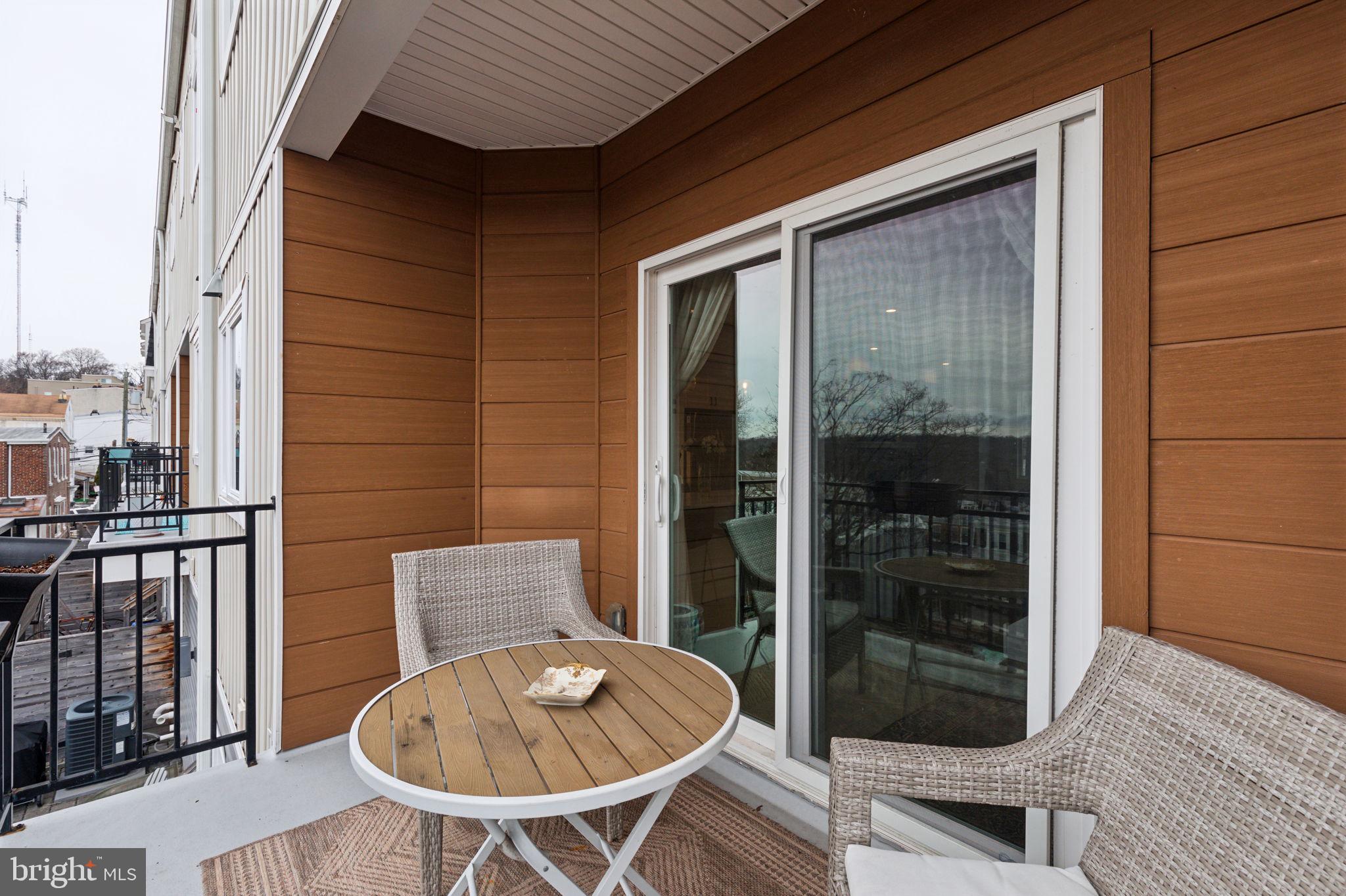 MANAYUNK - Residential Lease