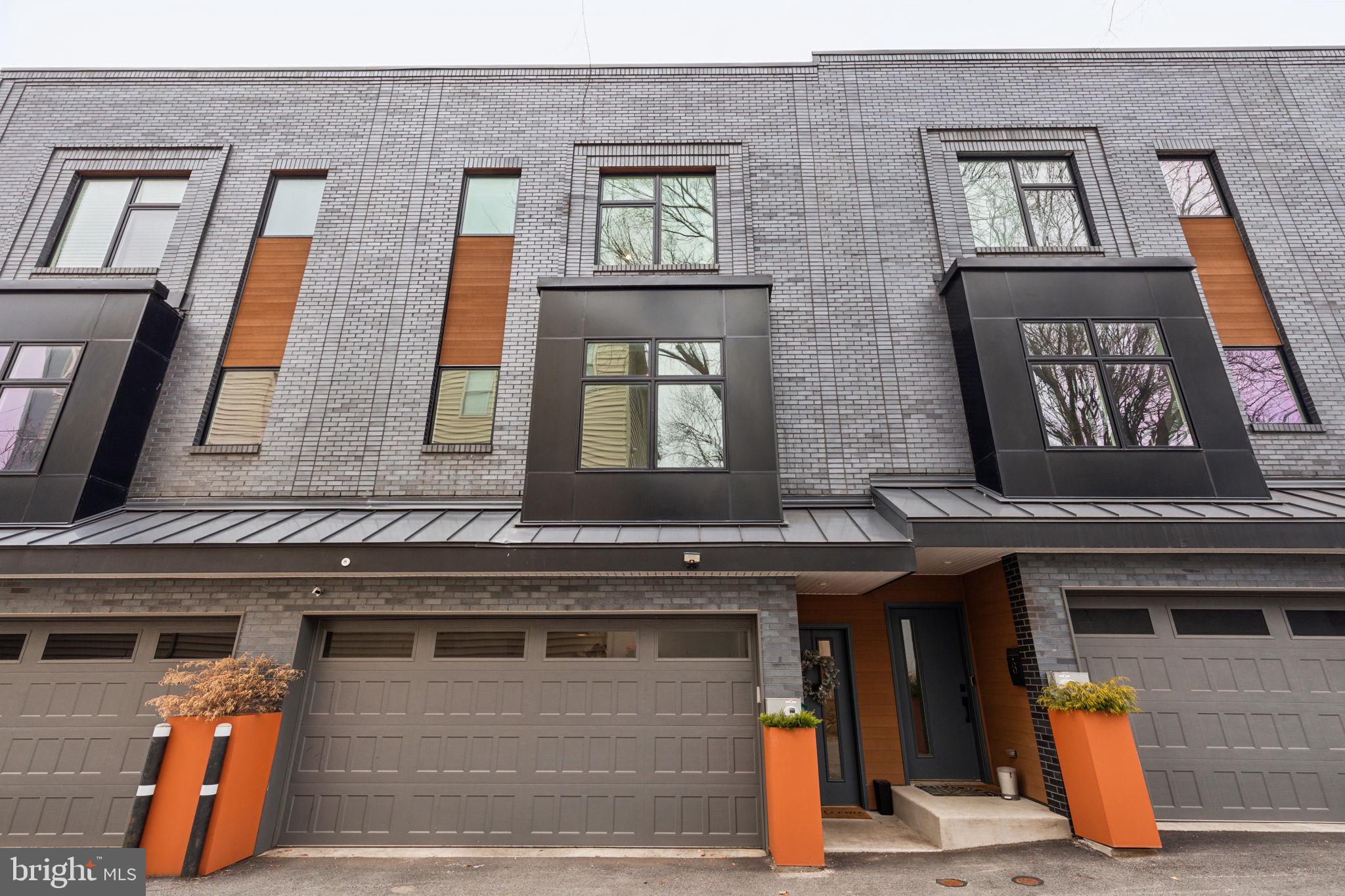 MANAYUNK - Residential Lease