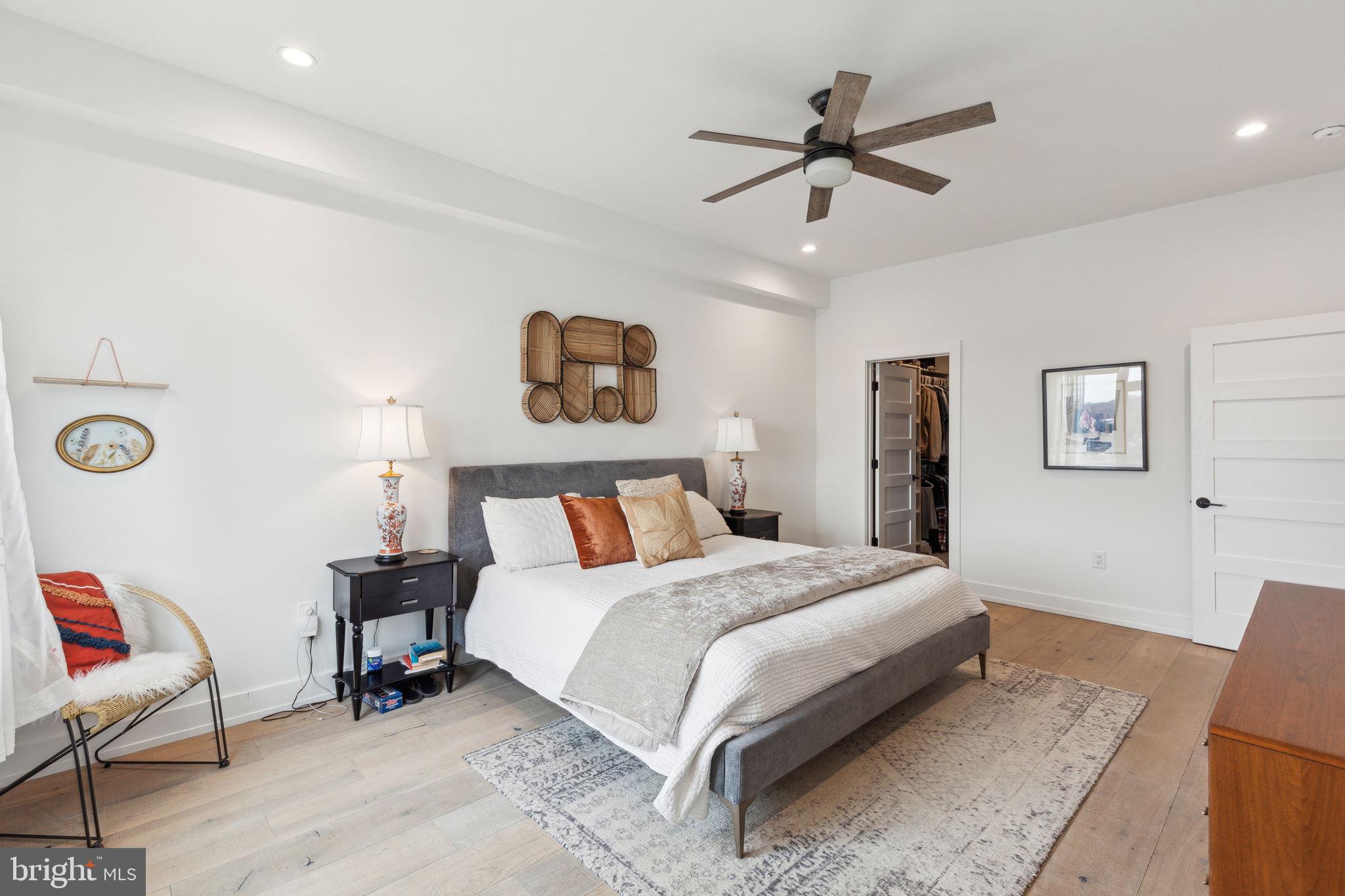 MANAYUNK - Residential Lease