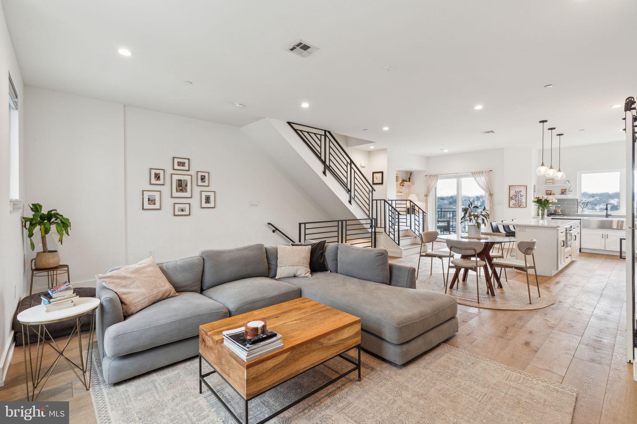 MANAYUNK - Residential Lease