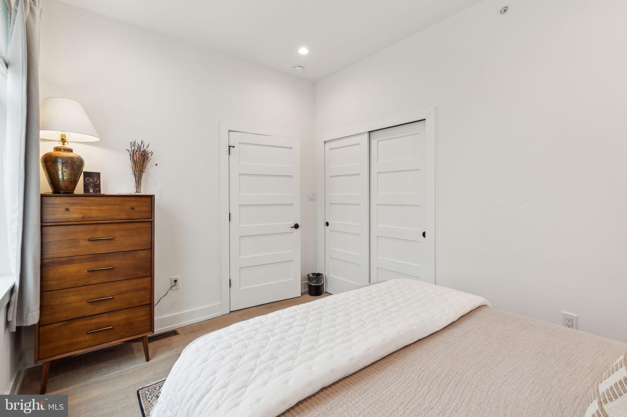 MANAYUNK - Residential Lease