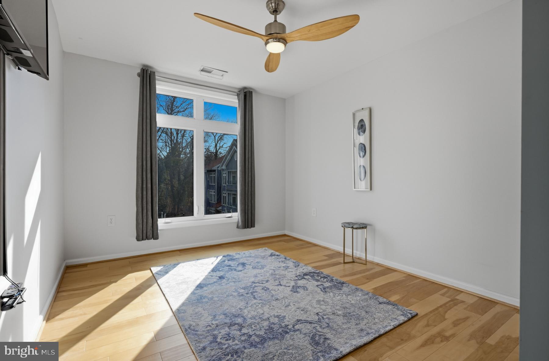 LAKE HERON CONDO - Residential