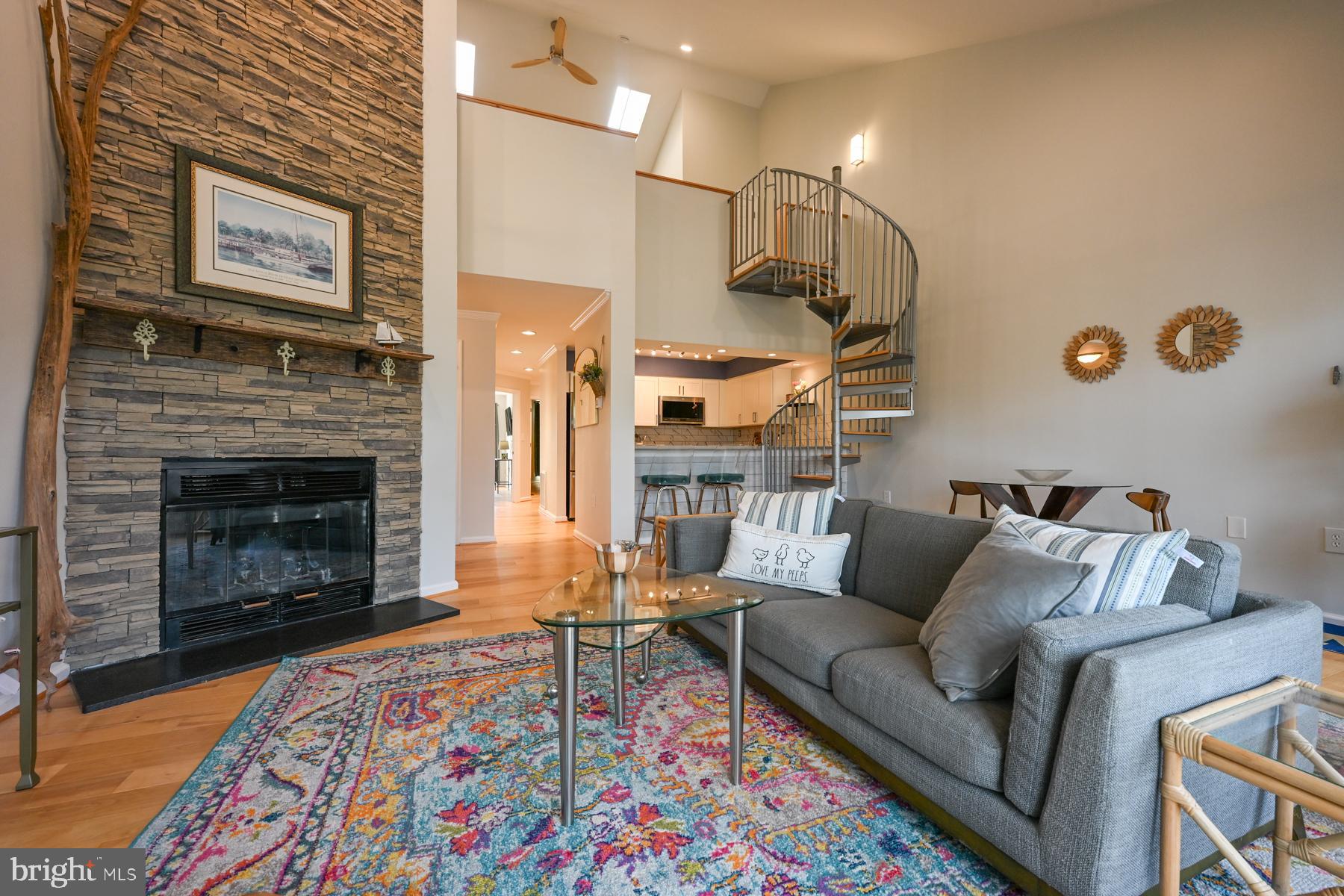 LAKE HERON CONDO - Residential