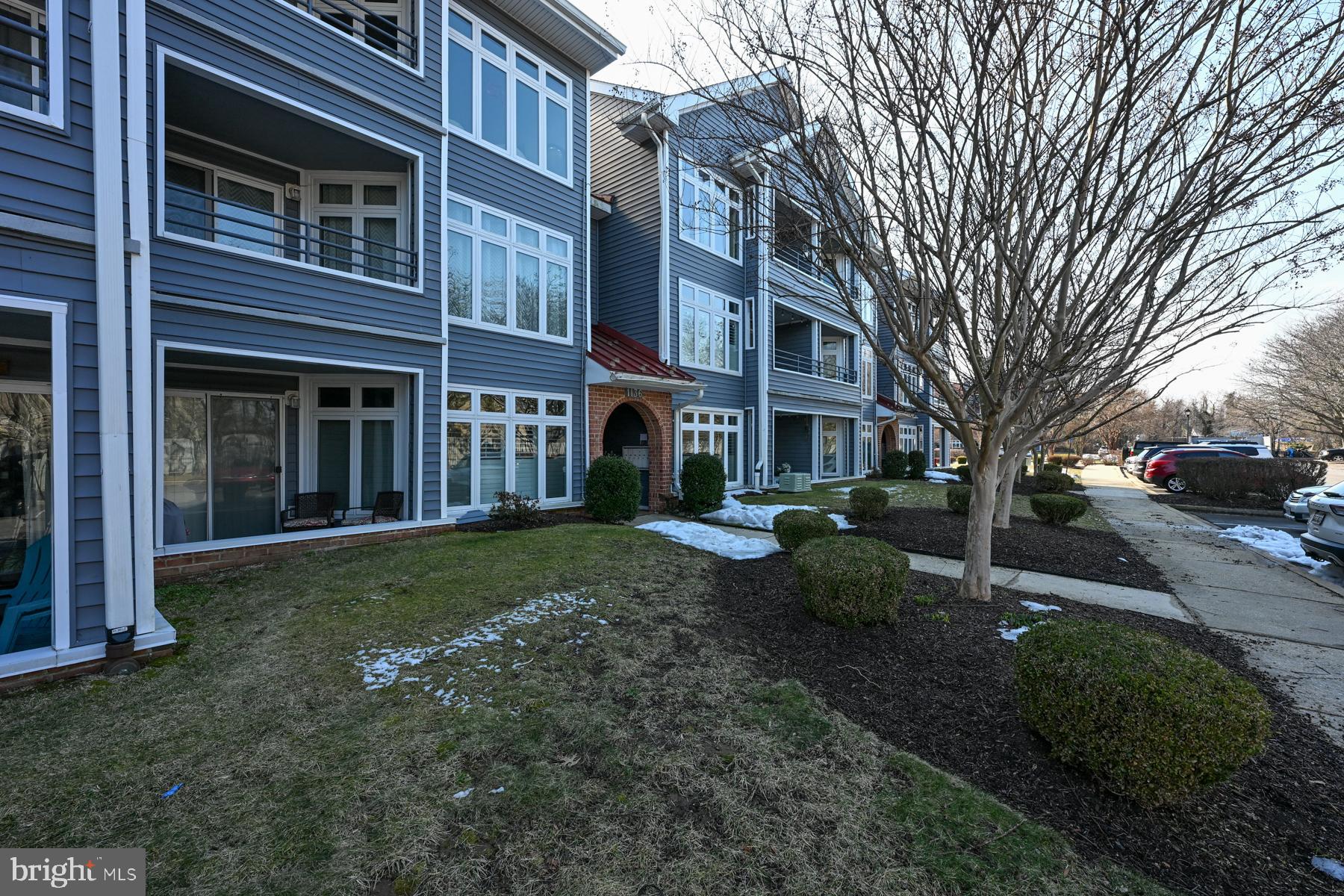 1136 LAKE HERON DRIVE 3B