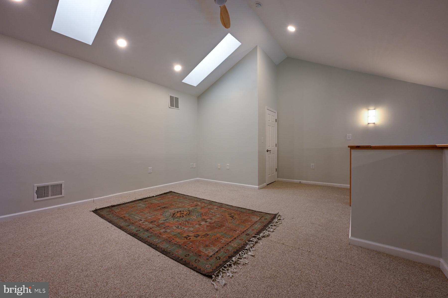 LAKE HERON CONDO - Residential