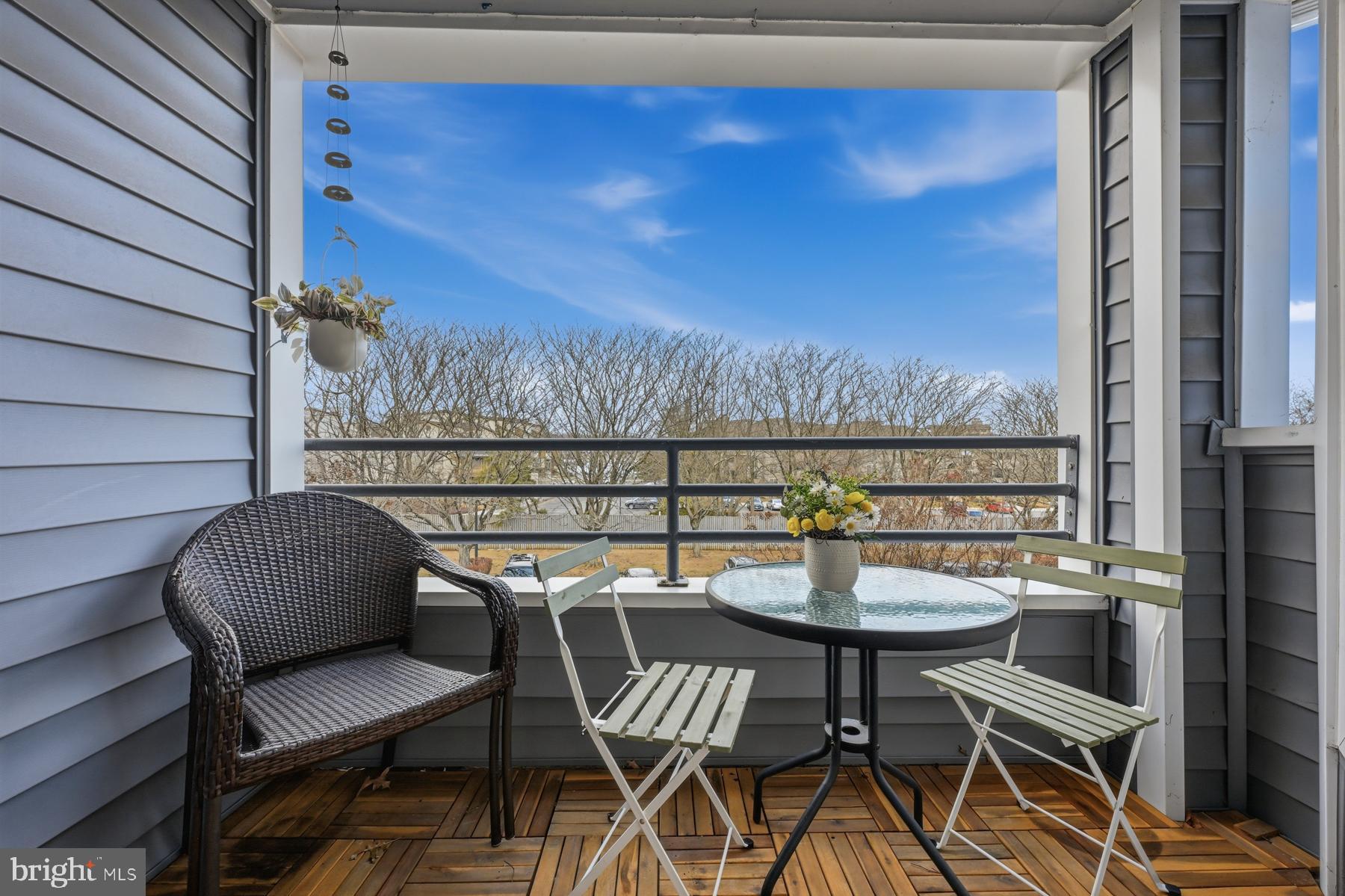 LAKE HERON CONDO - Residential