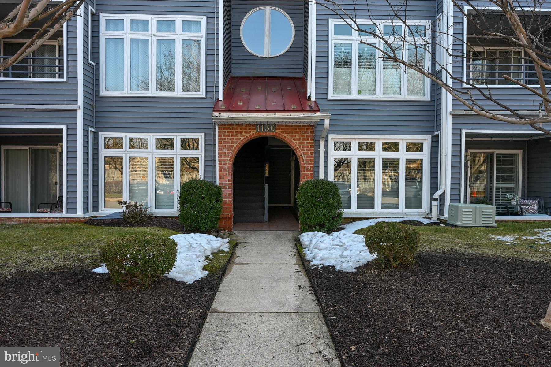 1136 LAKE HERON DRIVE 3B