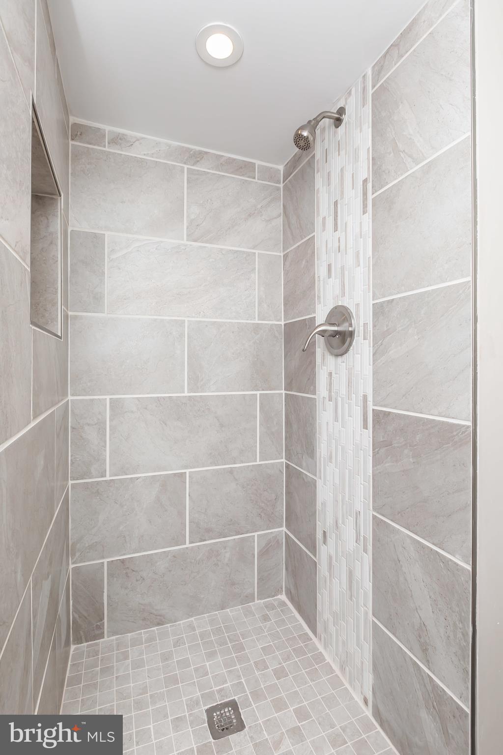 PATTERSON PARK - Residential Lease