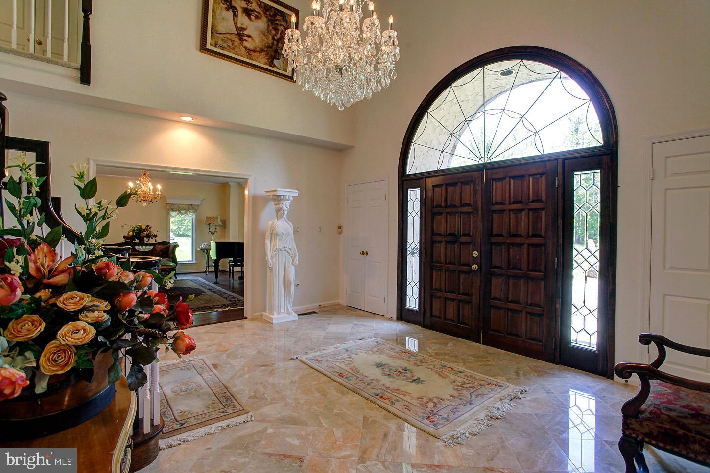 SADDLE RIDGE - Residential