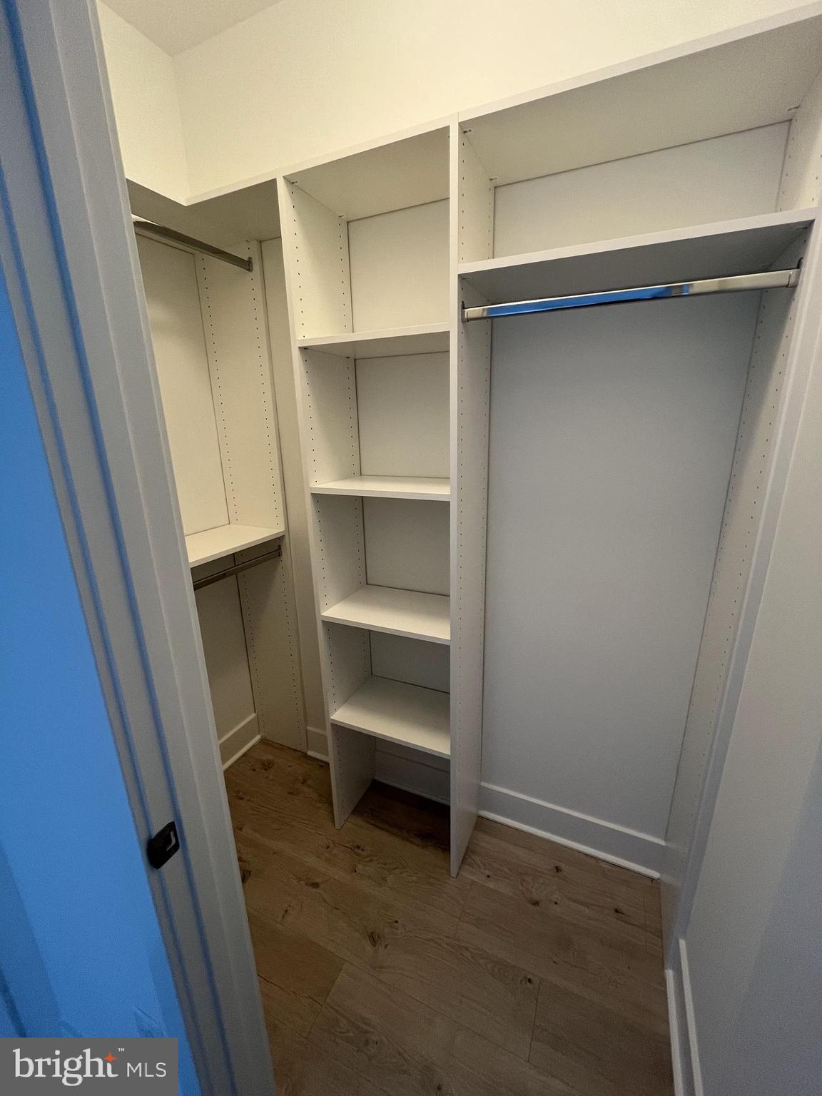 TYSONS RIDGE - Residential Lease