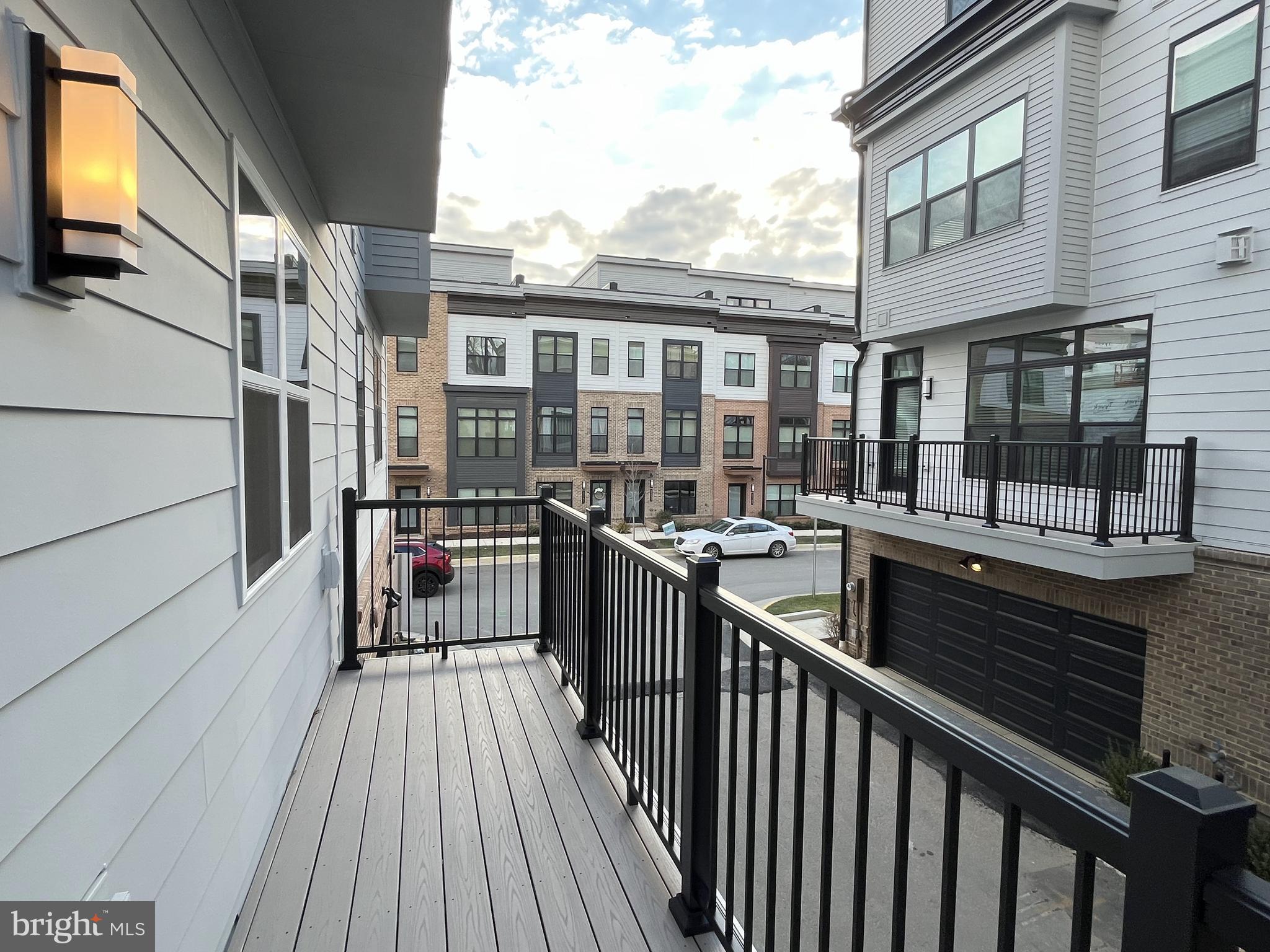 TYSONS RIDGE - Residential Lease