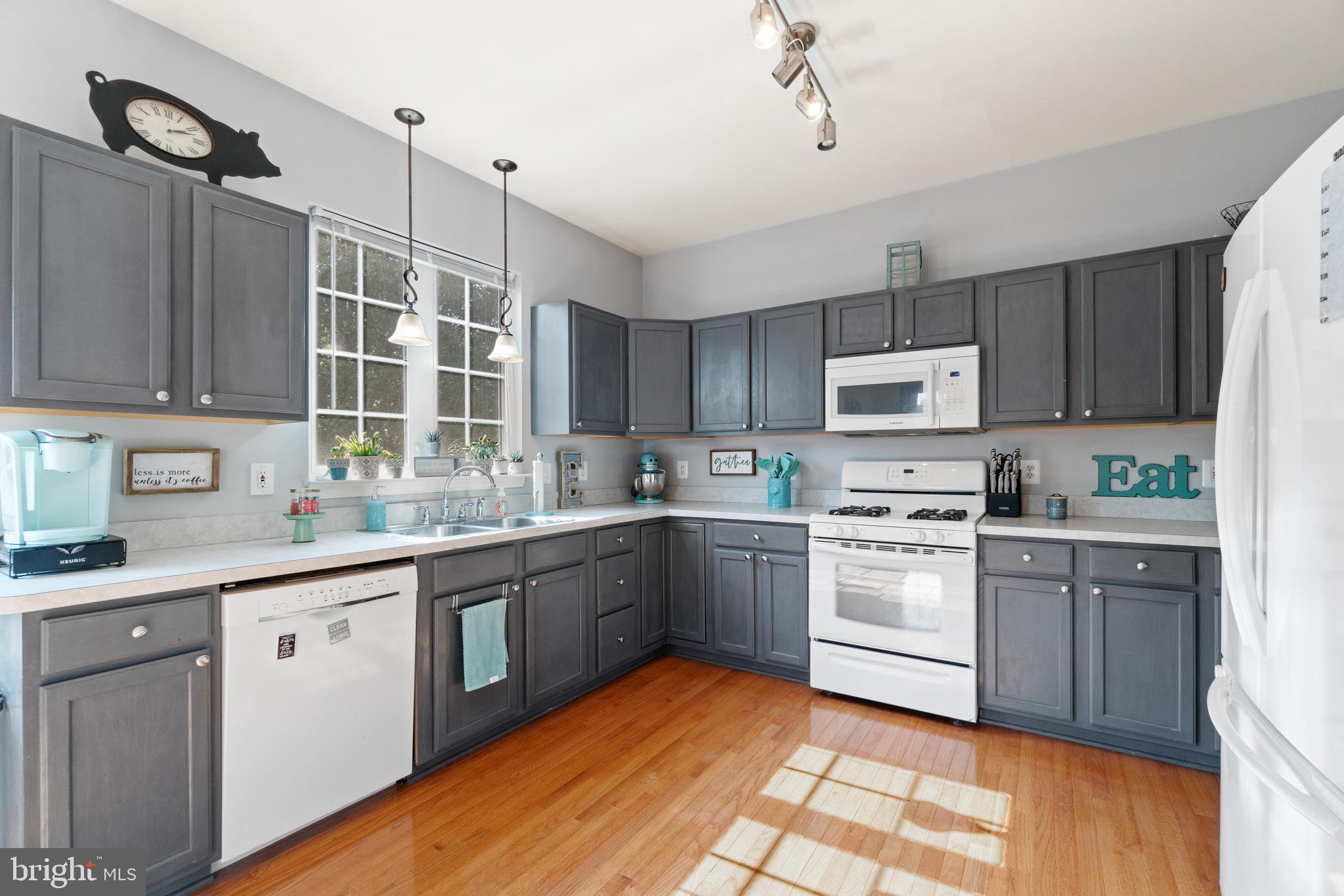 SALEM FIELDS - Residential