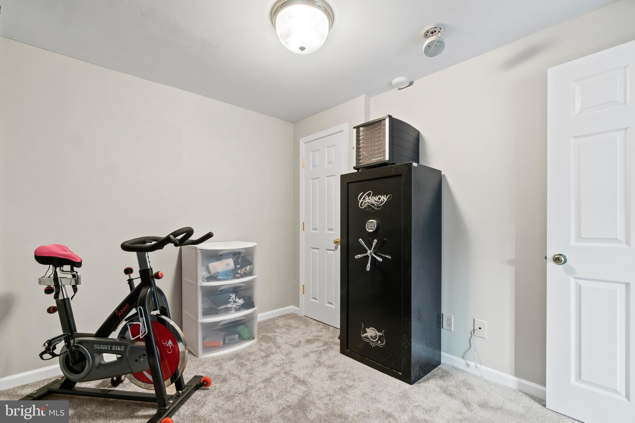 SALEM FIELDS - Residential