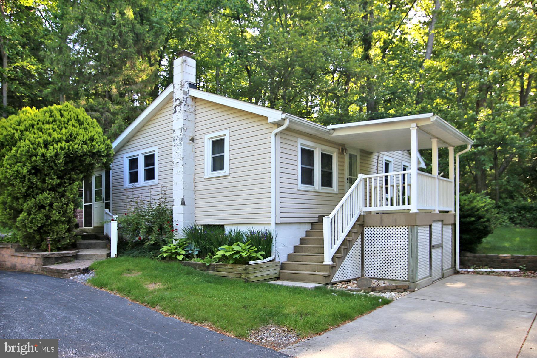 1061 MINE ROAD