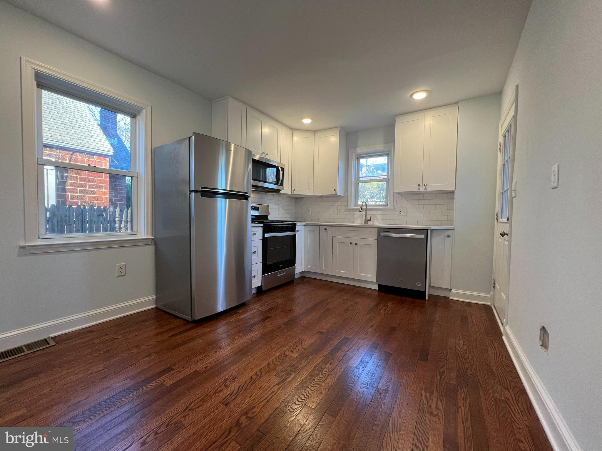 DANIELS PARK- ADDN - Residential Lease