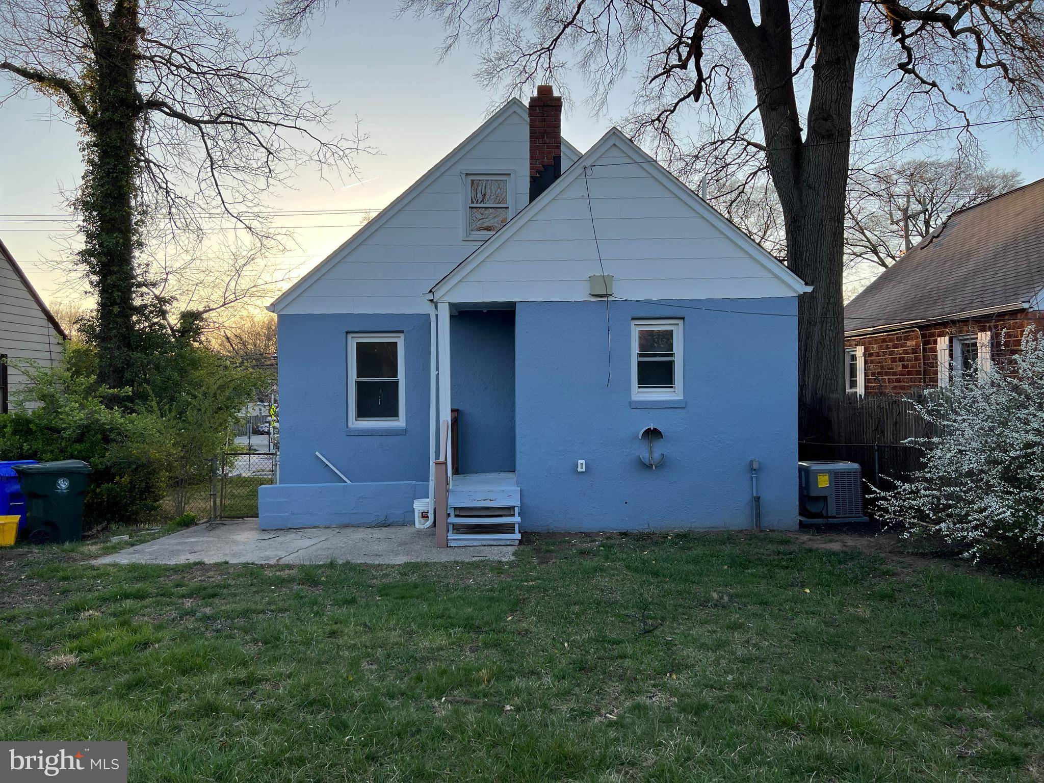 DANIELS PARK- ADDN - Residential Lease