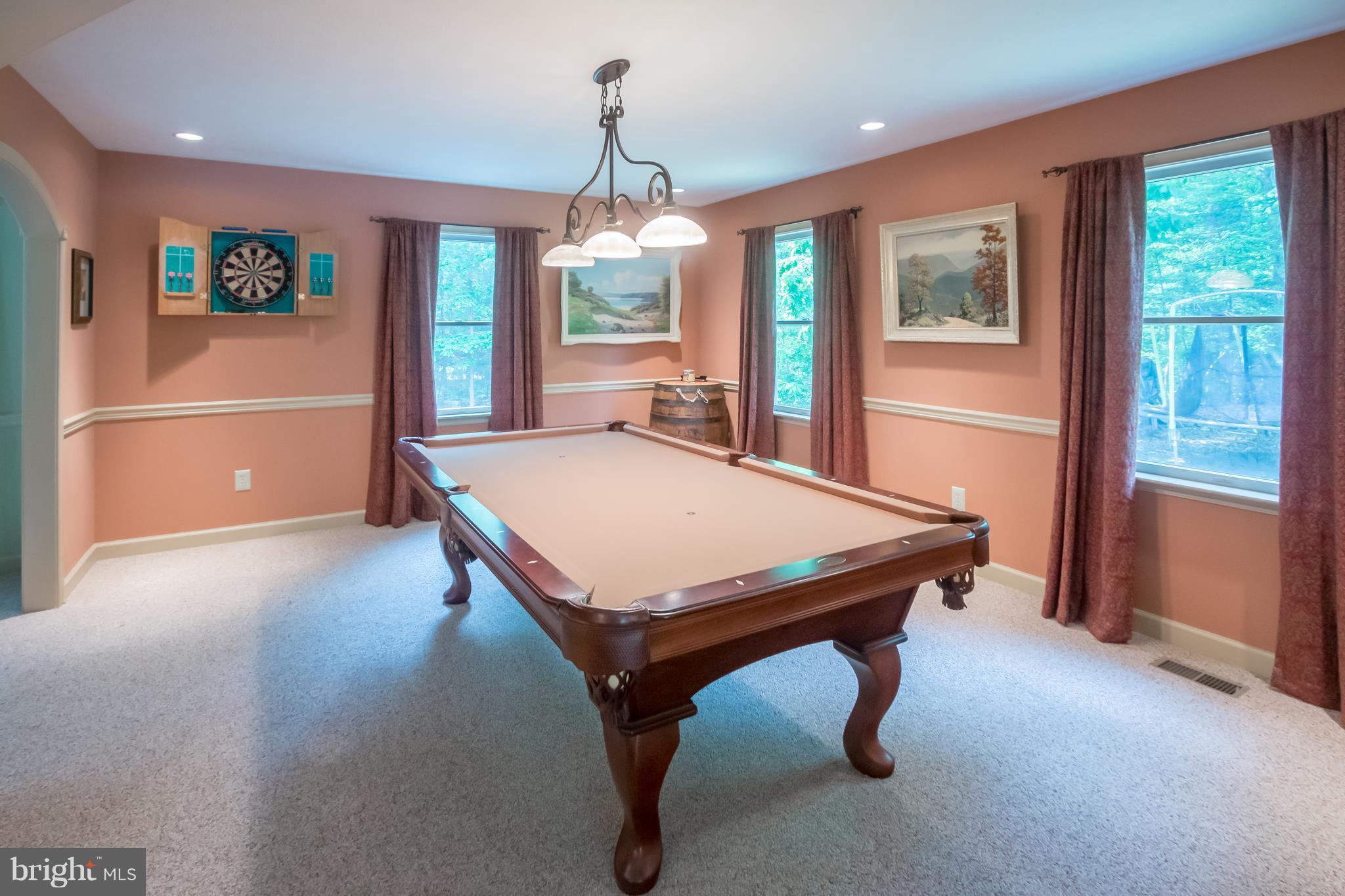 CHESTNUT RIDGE - Residential