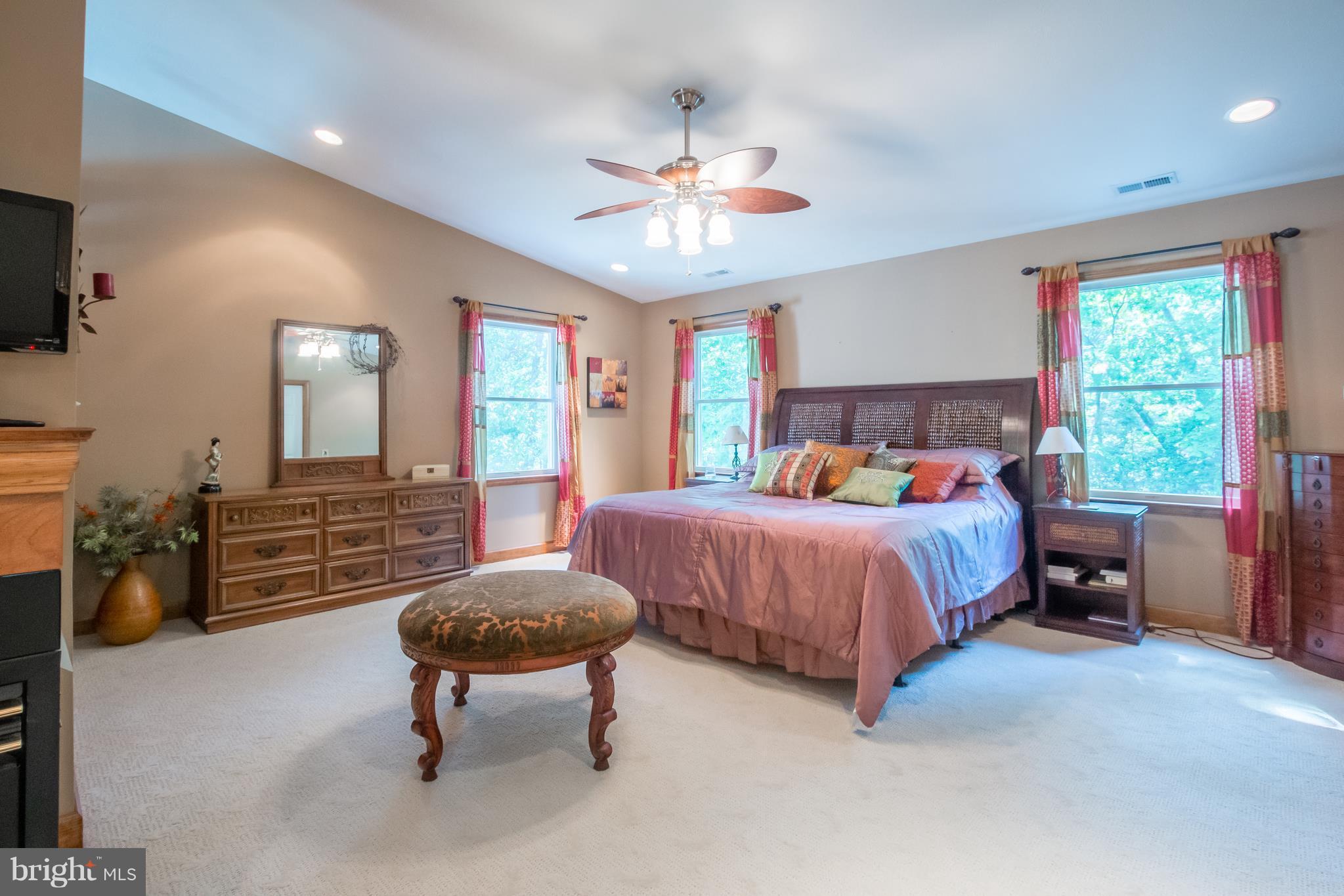 CHESTNUT RIDGE - Residential