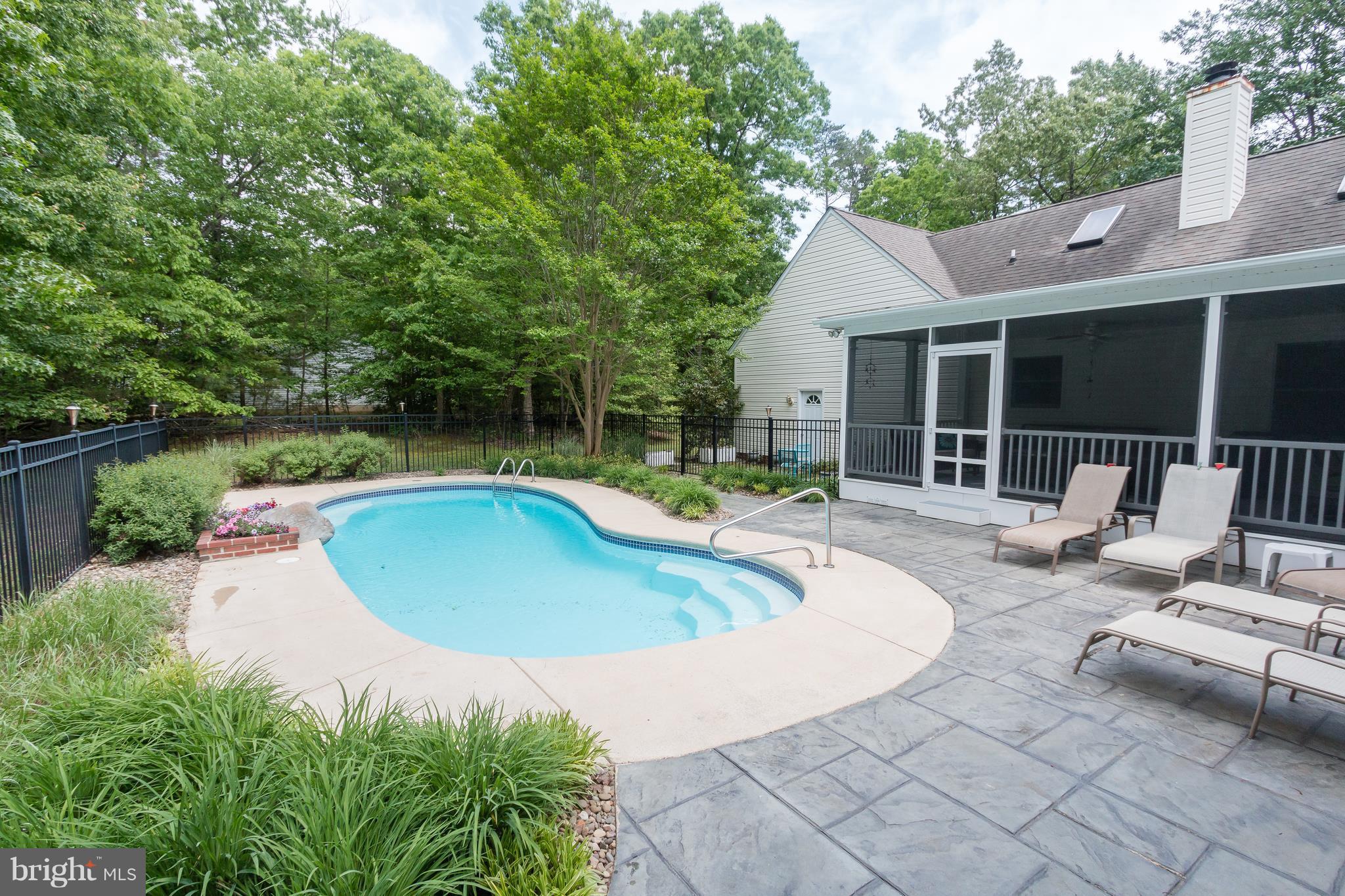 CHESTNUT RIDGE - Residential