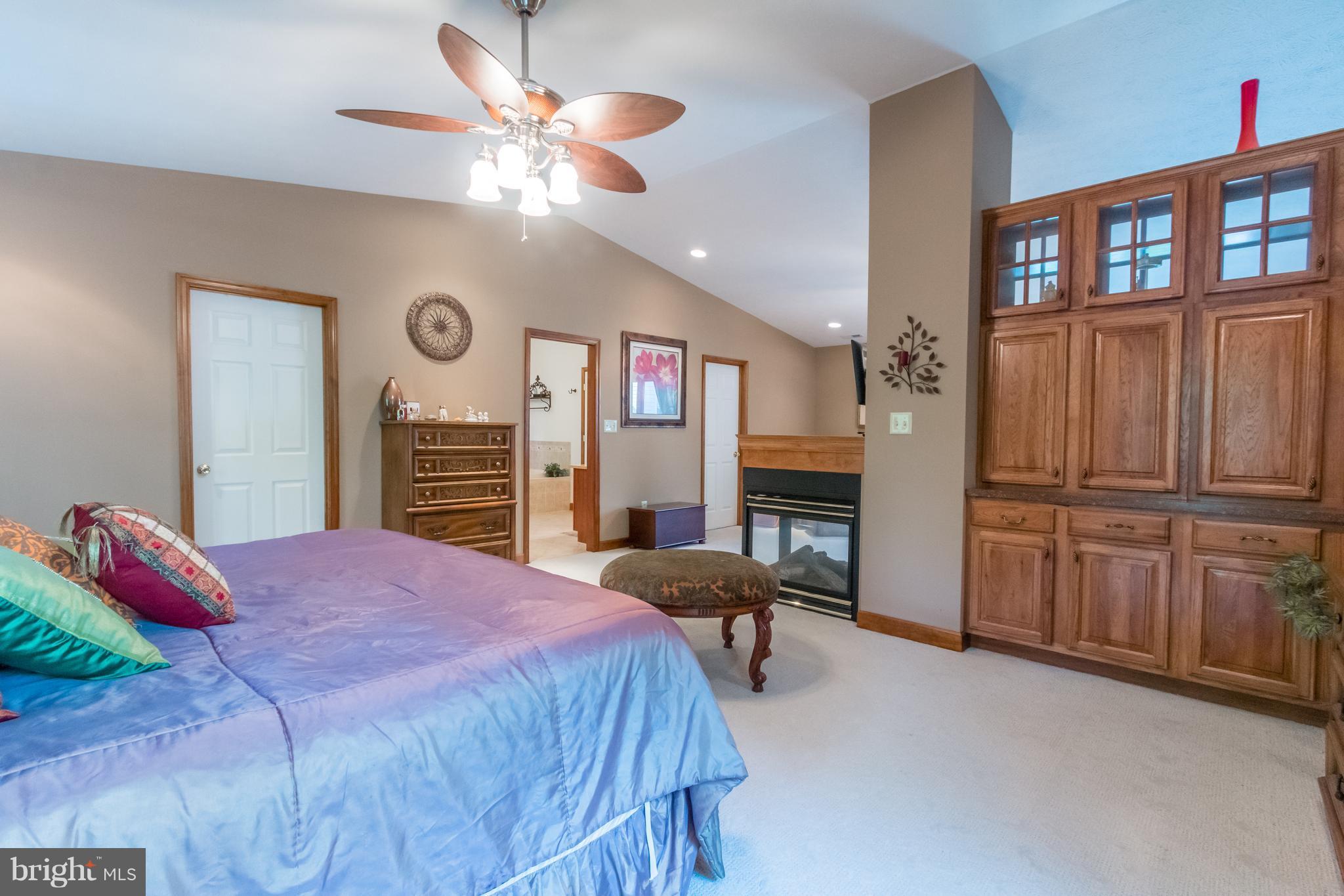 CHESTNUT RIDGE - Residential