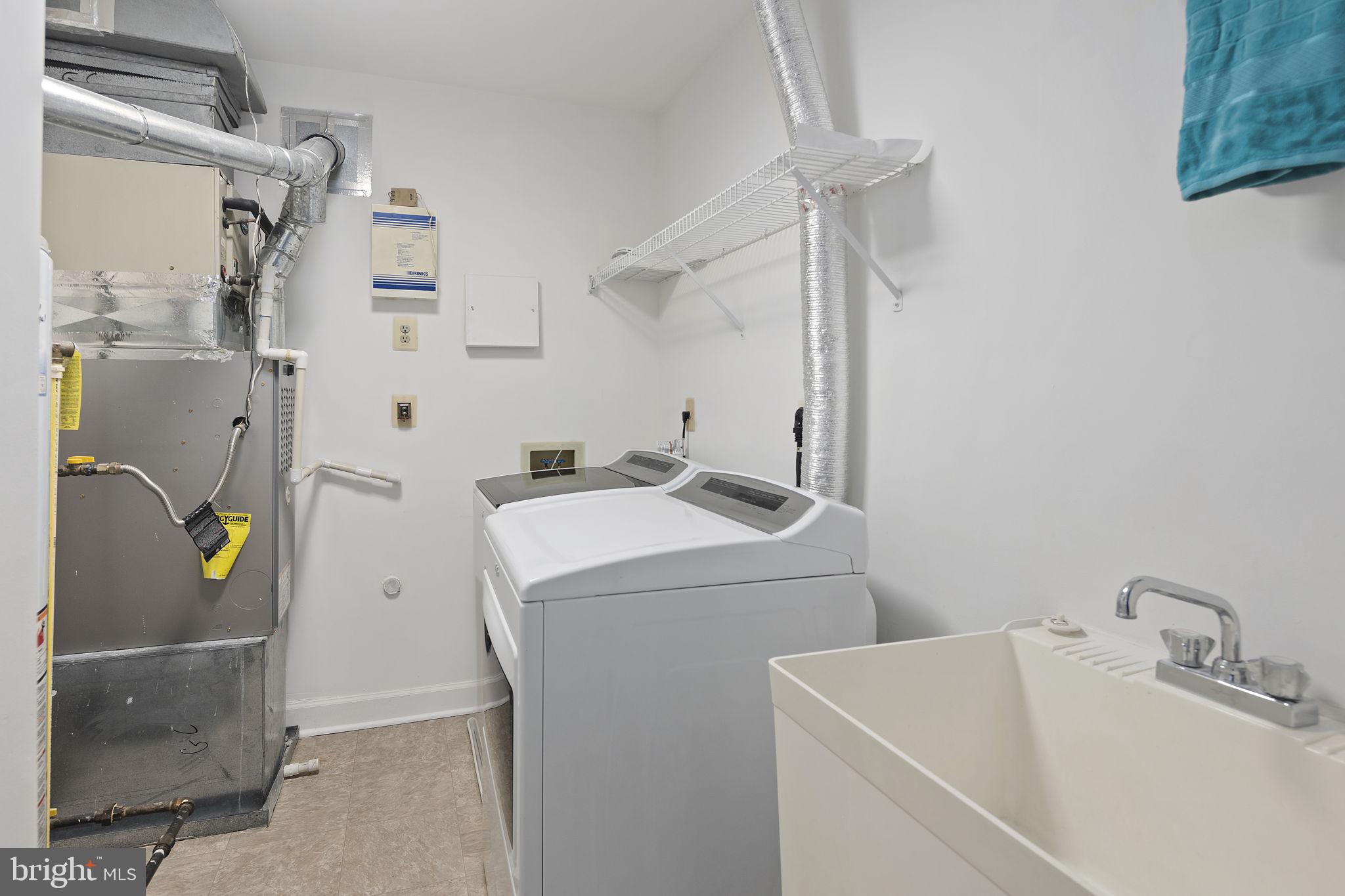 HIGHLAND AT GUNSTON CORNER - Residential