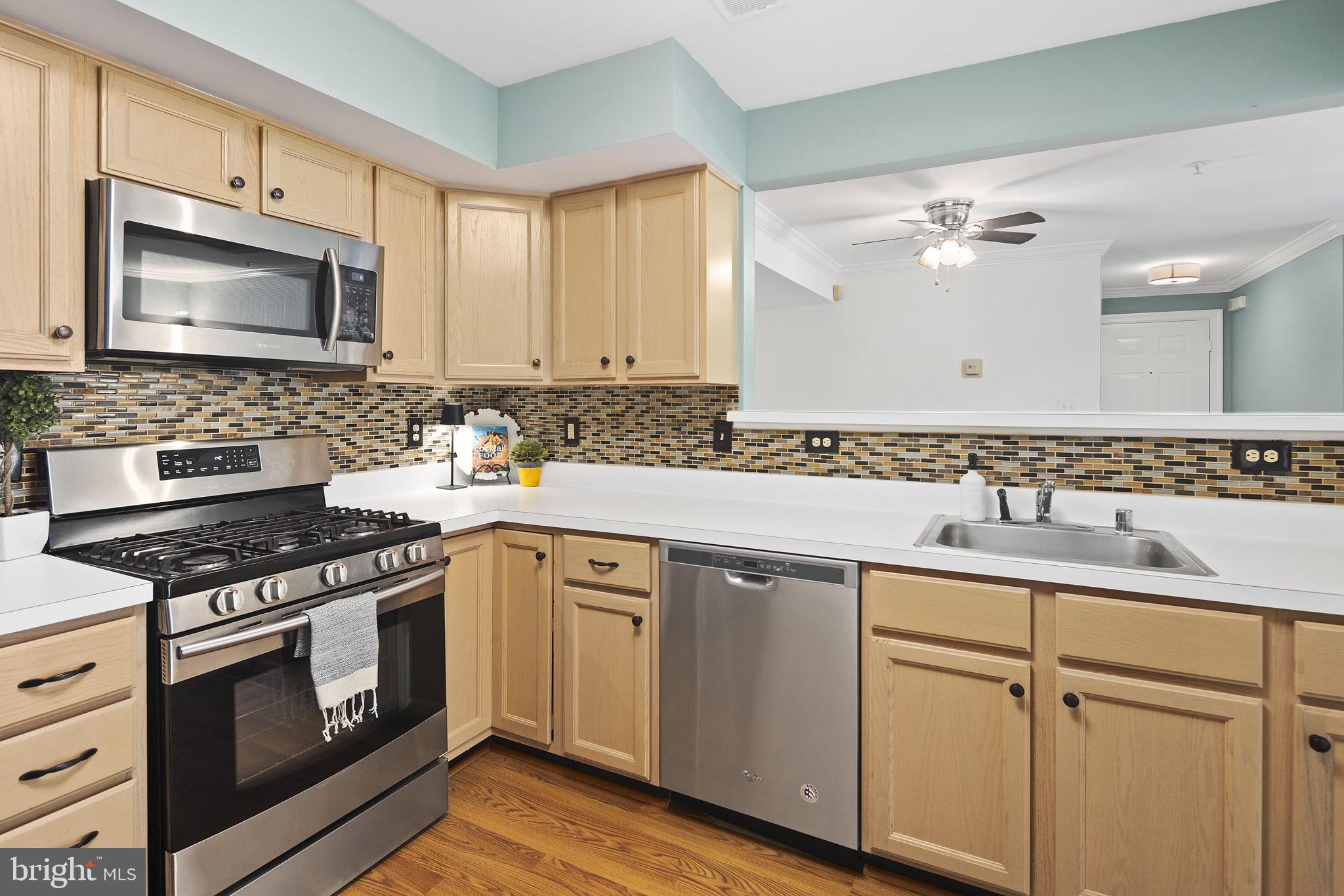 HIGHLAND AT GUNSTON CORNER - Residential