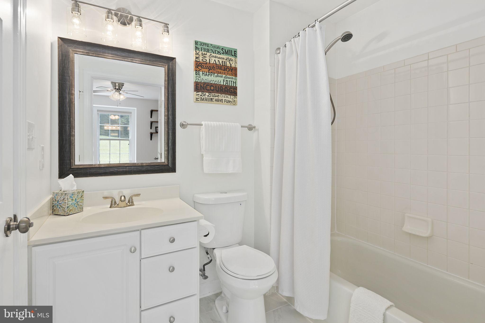 HIGHLAND AT GUNSTON CORNER - Residential